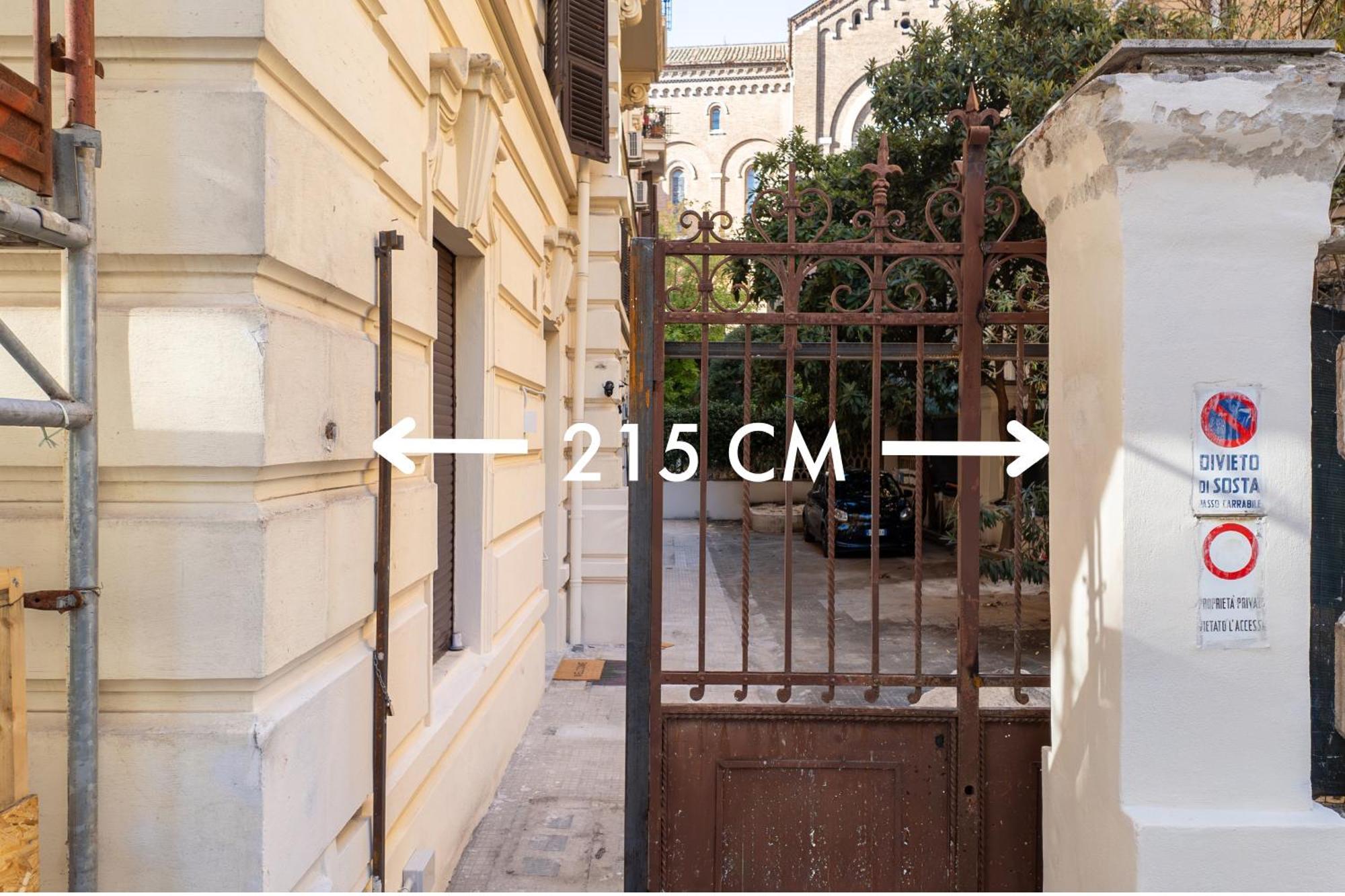 C3 Top Class Apartment, 2 Camere Da Letto, 2 Bagni, Giardino Distante 15 Minuti A Piedi Da Fontana Di Trevi Roma Dış mekan fotoğraf