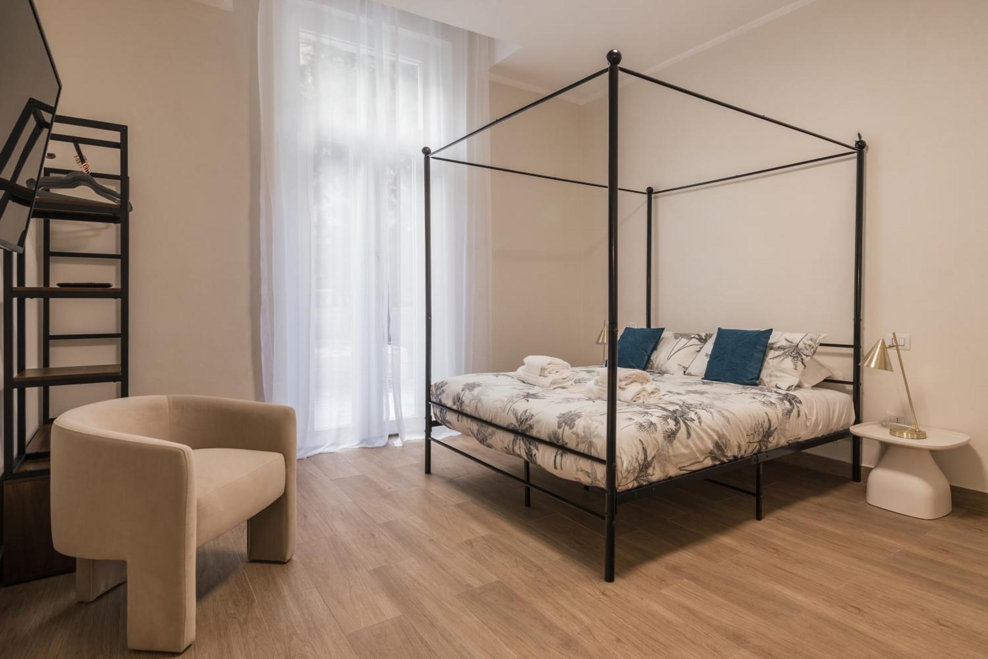 C3 Top Class Apartment, 2 Camere Da Letto, 2 Bagni, Giardino Distante 15 Minuti A Piedi Da Fontana Di Trevi Roma Dış mekan fotoğraf